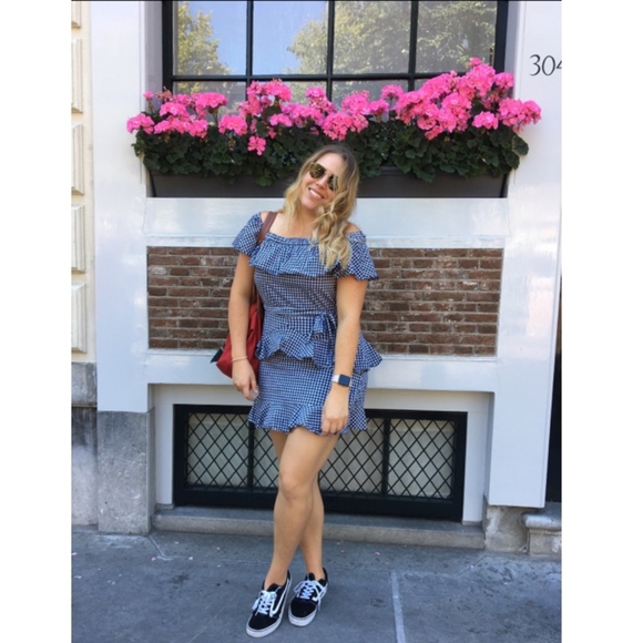 Meet your Posher! - Picture 1 of 1